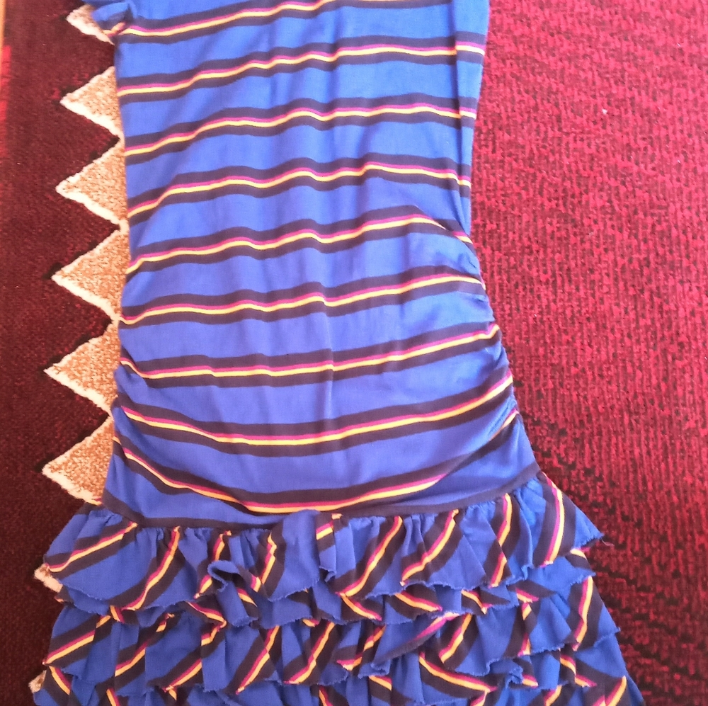 Ralph Lauren girls dress, with triple ruffle kick skirt. Sz 12-14